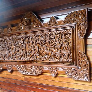 Mebel furniture jepara hiasan dinding pintu